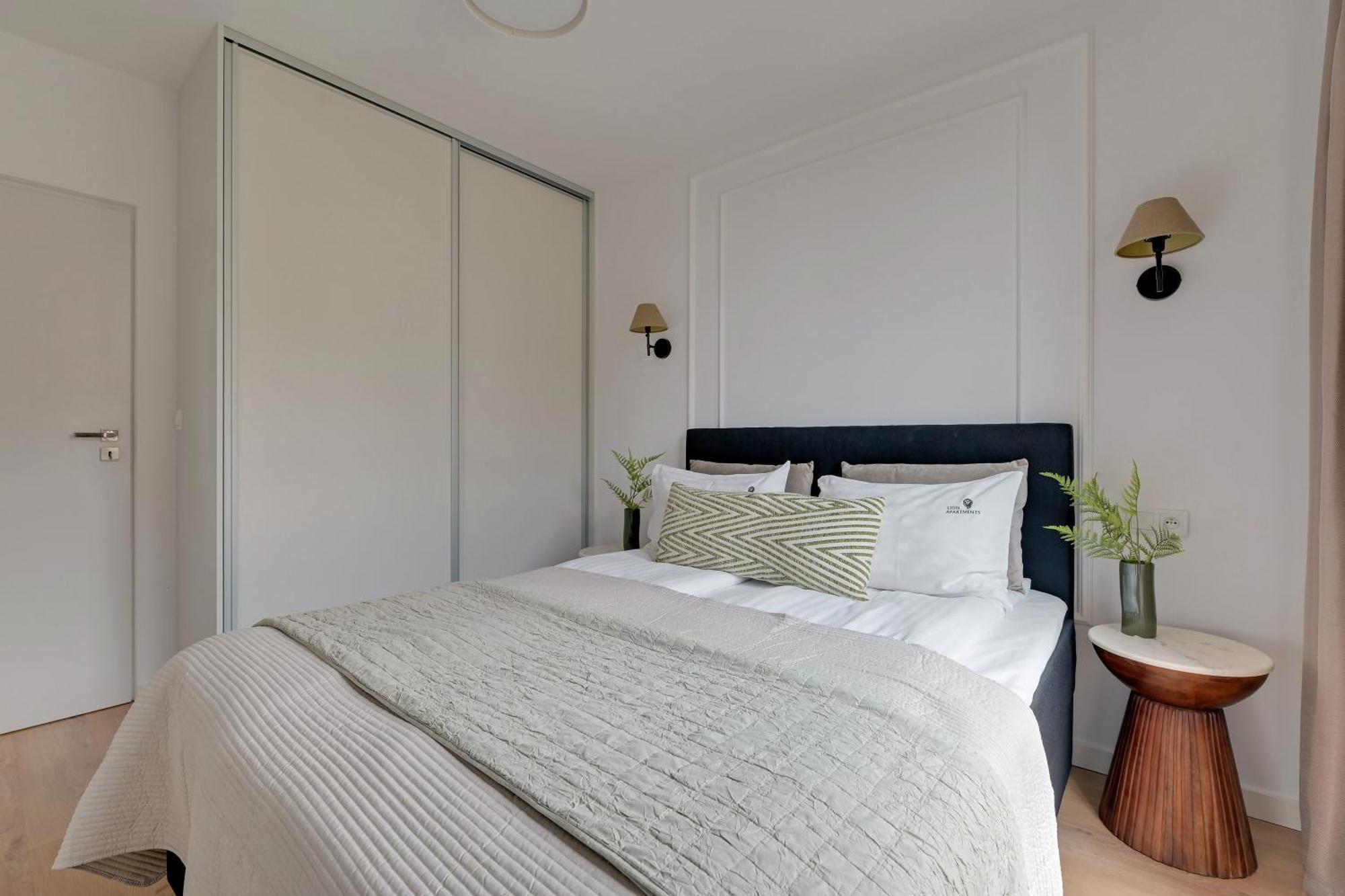 Front Park Apartments With Parking By Lion Apartments 格但斯克 客房 照片