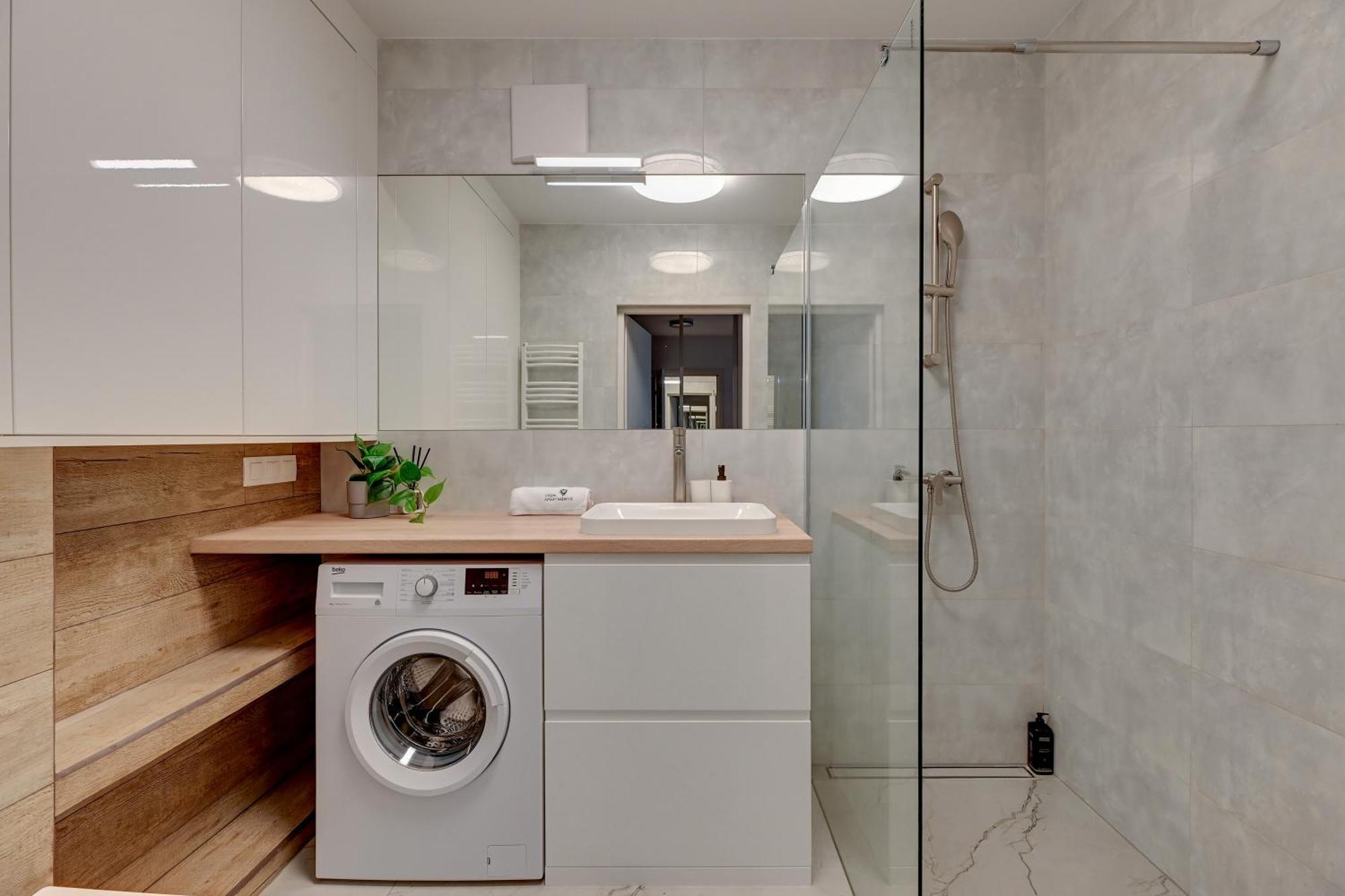 Front Park Apartments With Parking By Lion Apartments 格但斯克 外观 照片